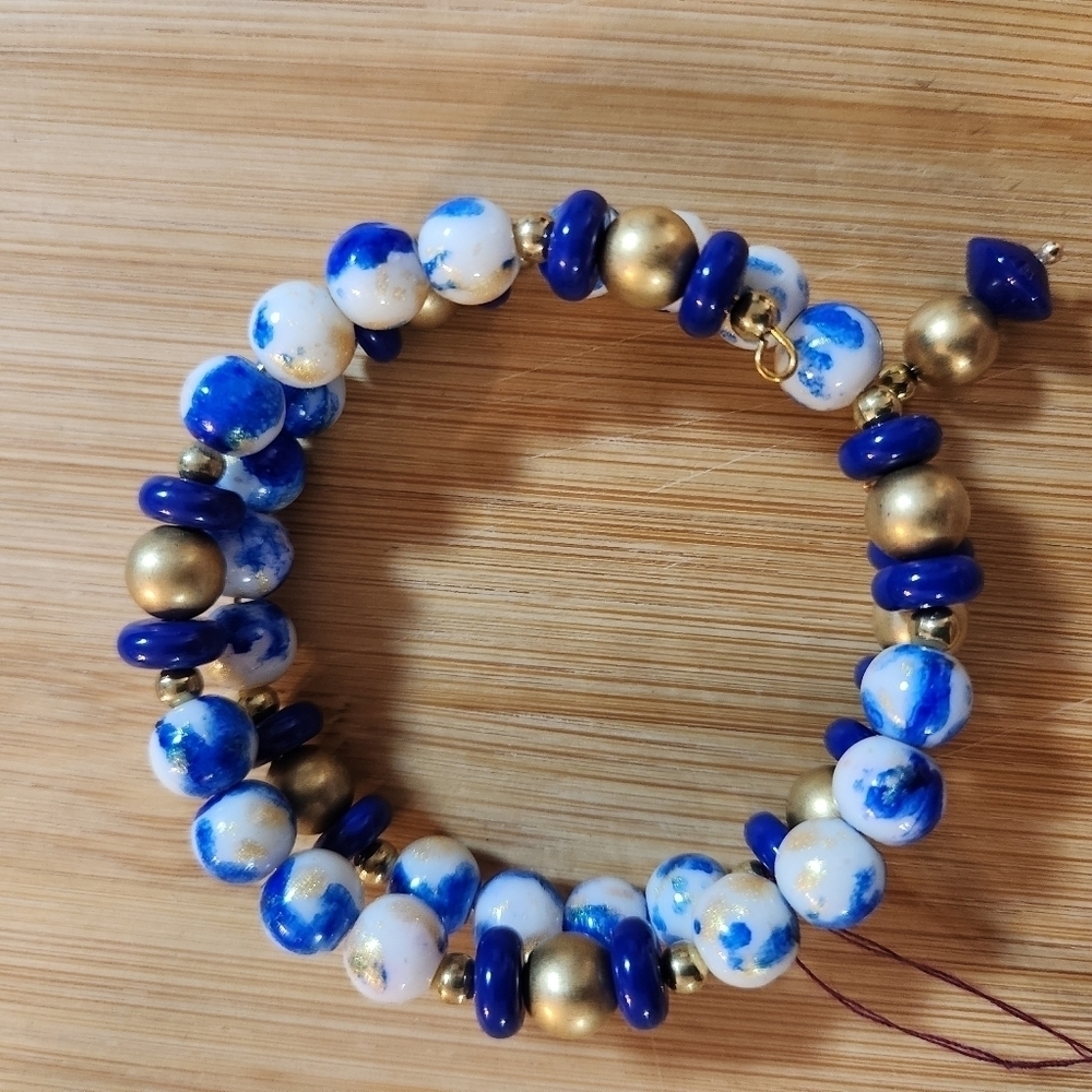 Hand Crafted Memory Wire Wrap Bracelet Royal Blue Gold White Small/Medium